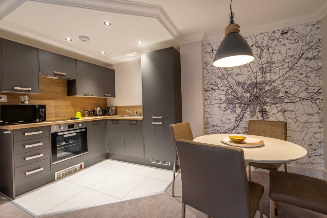 Апартаменты 2 London Mews Йорк Экстерьер фото
